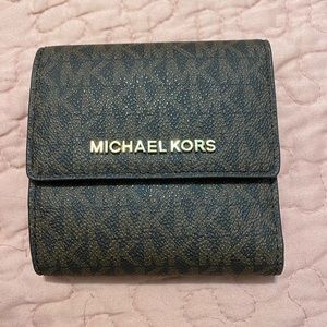 Michael kors wallet